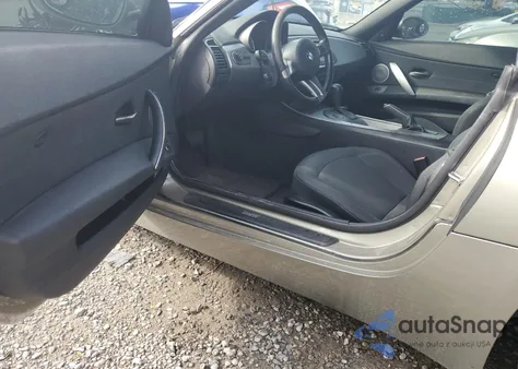 2004 BMW Z4 2.5 from USA, damaged, VIN 4USBT33574LS52285